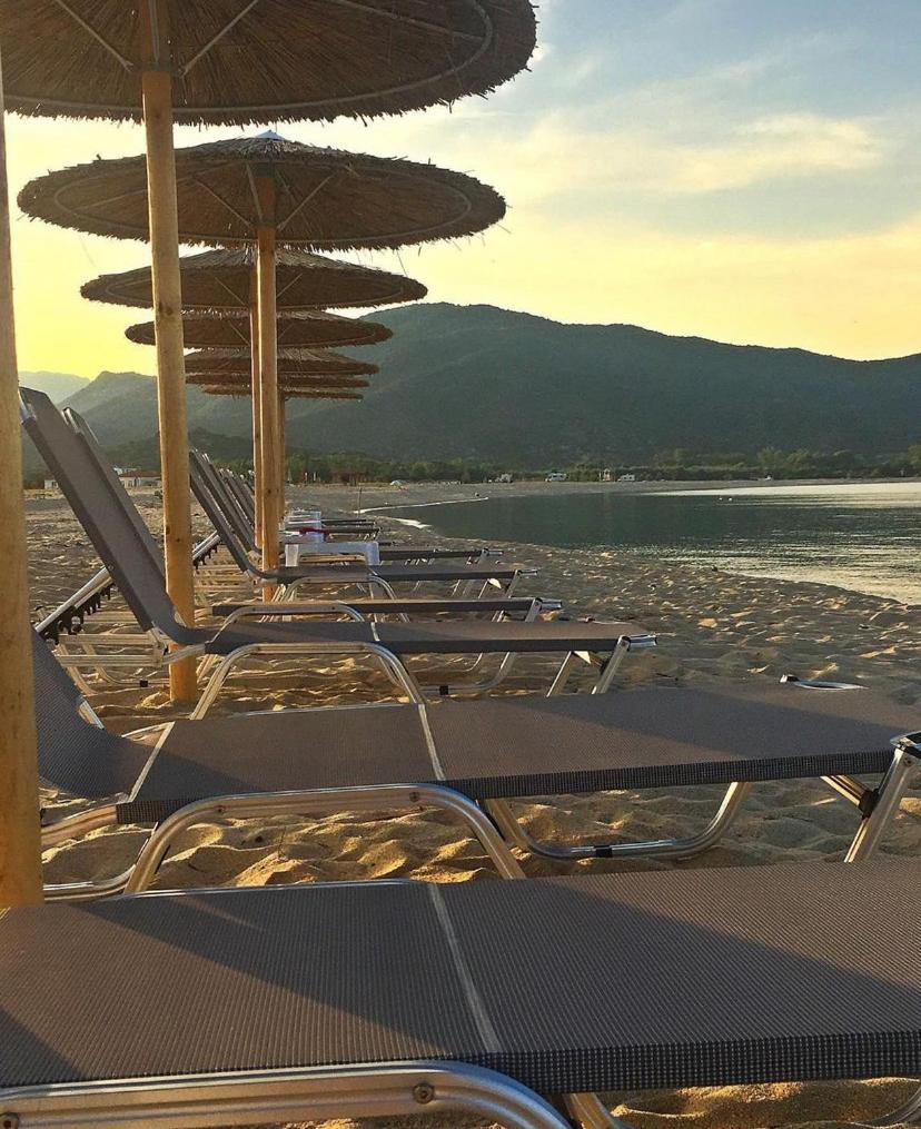Akasti Slow Living Paralia Sikias 外观 照片